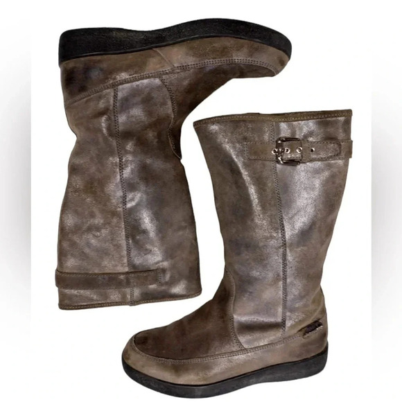 Coach Tanesha Silver/Grey Metallic Winter Shearling Suede Boots Size 9B - Picture 2 of 10